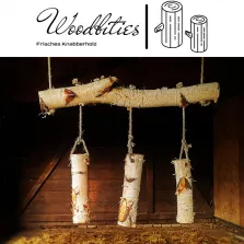 WoodBitie Mobilé – Hängendes Knabberholz mit Leckerli-Verstecken
